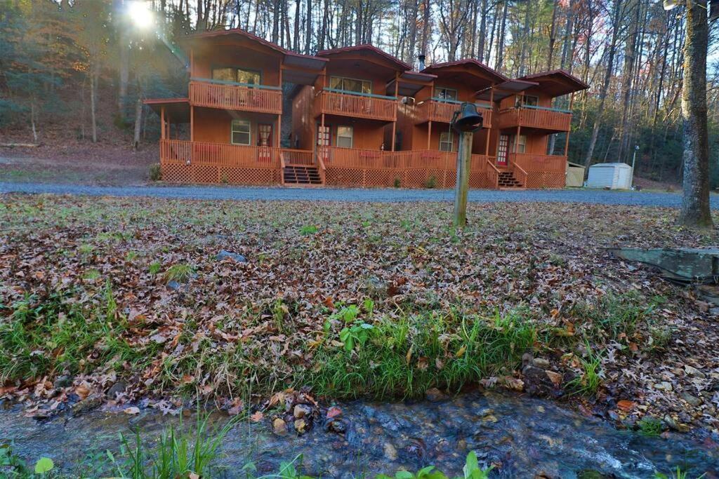 Amazing Cabin Fireplace And Stream #11 Helen Exteriör bild